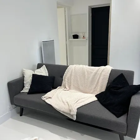 Appartement Jacuzzi - Jardin - Dans Le Centre - T2 *