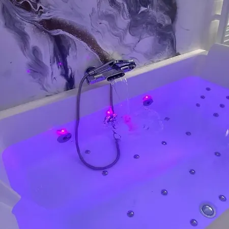 Jacuzzi - Jardin - Dans Le Centre - T2 Appartement Toulon