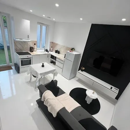 Jacuzzi - Jardin - Dans Le Centre - T2 Apartament