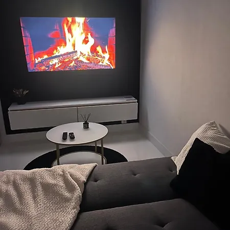 Apartament Jacuzzi - Jardin - Dans Le Centre - T2